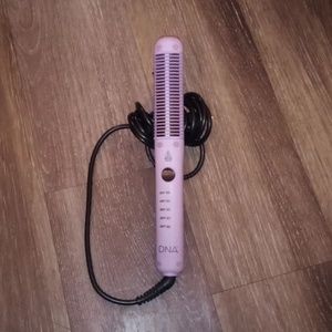 DNA hair styling comb